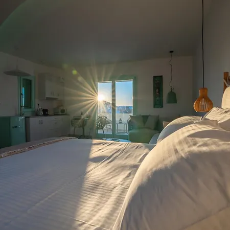 Resort Vibes Kímolos