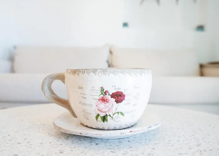 리조트 Vibes Kímolos