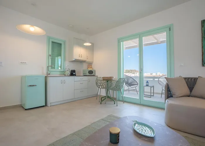 리조트 Vibes Kímolos